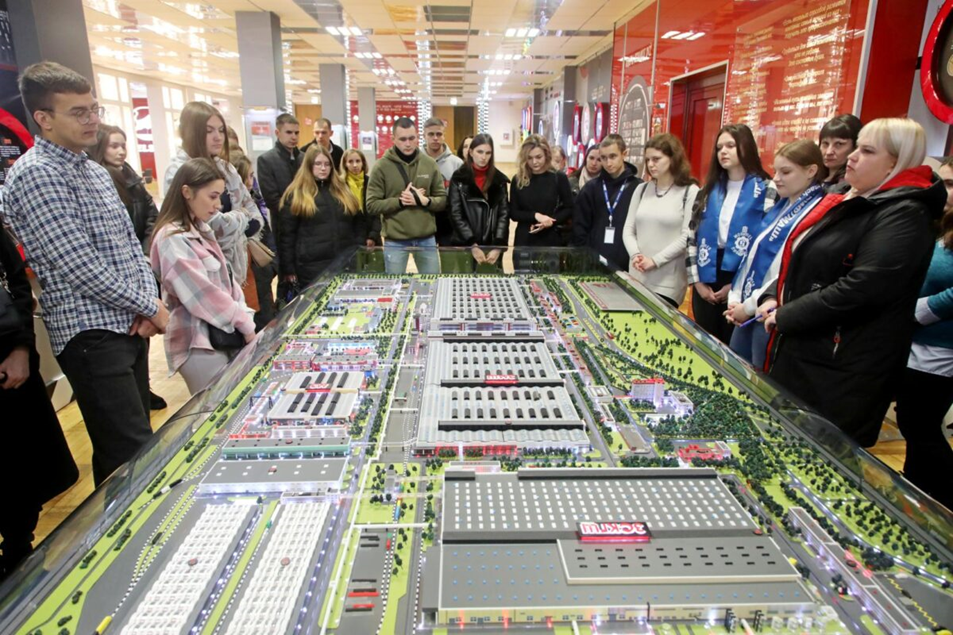 25 ноября в г.Бобруйске прошел региональный форум работающей молодежи. 