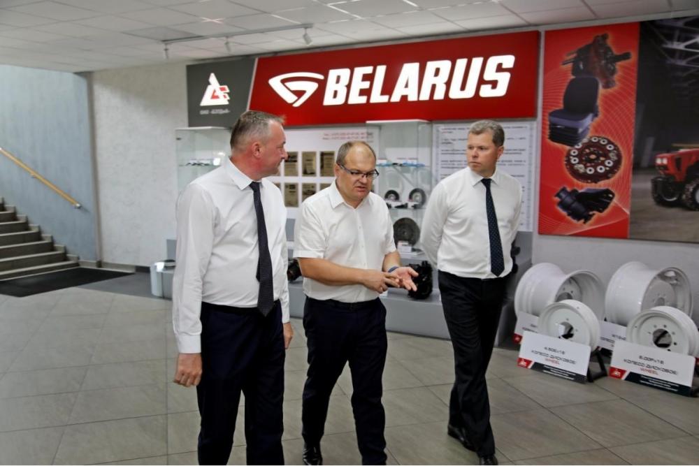 ОАО "БЗ ТДиА" посетил Помощник Президента инспектор по Могилевской области Леонид Мартынюк