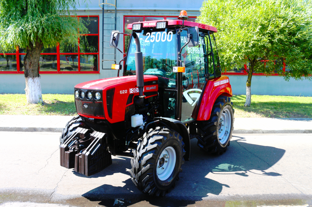 БЗТДиА произвел двадцатипятитысячный трактор BELARUS