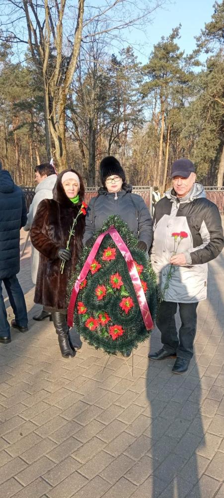 Возложение цветов в честь Дня защитников Отечества